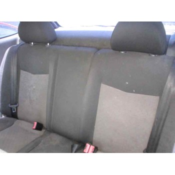 seat ibiza (6l1) del año 2004