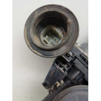 Recambio de elevalunas delantero derecho para toyota auris 1.4 turbodiesel cat referencia OEM IAM 857100D100  5P 6 PINS