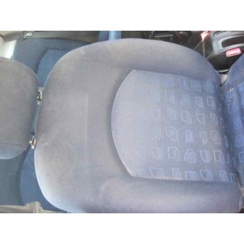 peugeot 206 berlina del año 2001