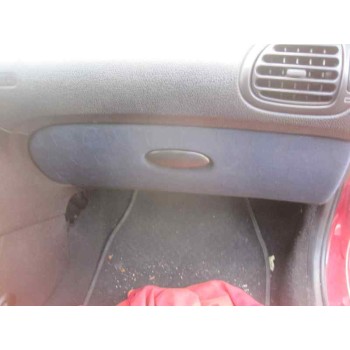 peugeot 206 berlina del año 2001