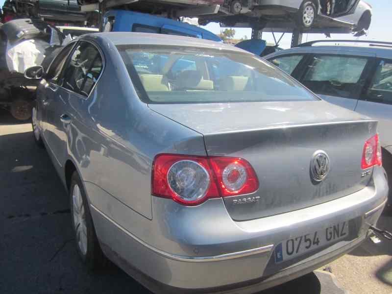 VOLKSWAGEN PASSAT BERLINA (3C2)