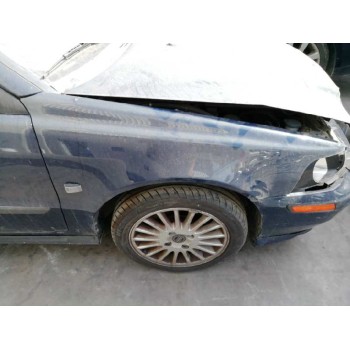 volvo v40 familiar del año 2002