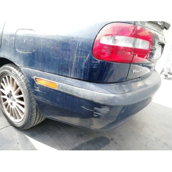 volvo v40 familiar del año 2002