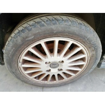 volvo v40 familiar del año 2002