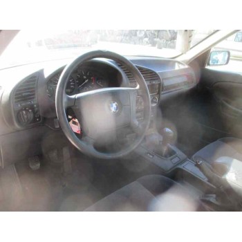 bmw serie 3 berlina (e36) del año 1995