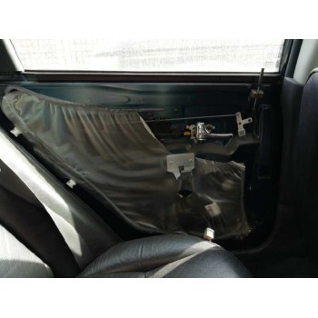 volvo v40 familiar del año 2002