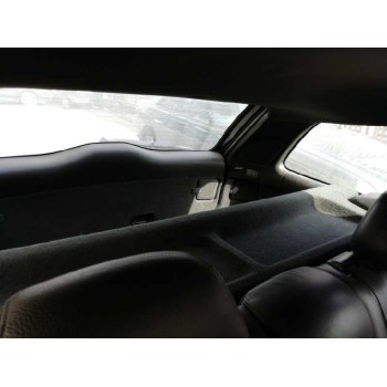 volvo v40 familiar del año 2002