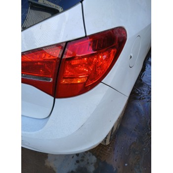 Recambio de piloto trasero derecho para opel meriva b monospace (s10) 1.4 (75) referencia OEM IAM 13307494 21638009 