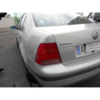 volkswagen bora berlina (1j2) del año 2000