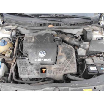 volkswagen bora berlina (1j2) del año 2000