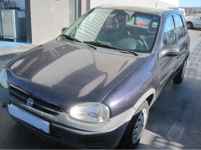 opel corsa b del año 1996