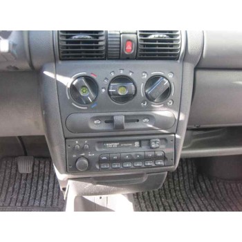 opel corsa b del año 1996