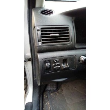 toyota corolla (e12) del año 2003