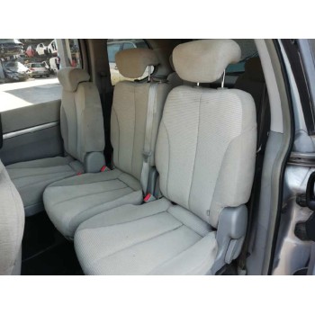 kia carnival del año 2007