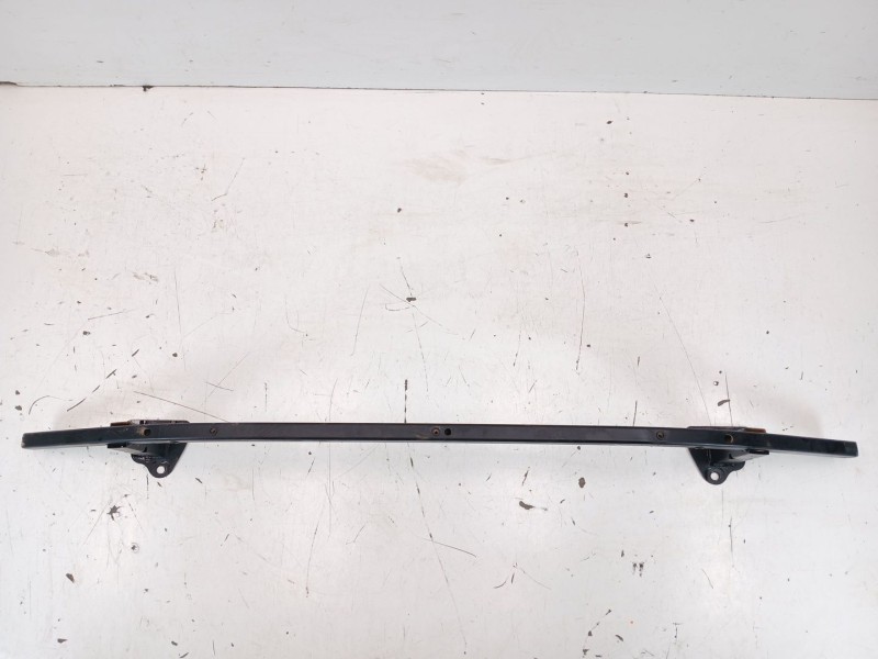 Recambio de travesaño inferior para omoda 5 referencia OEM IAM   