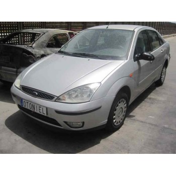 ford focus berlina (cak) del año 2001