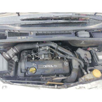 opel meriva del año 2004