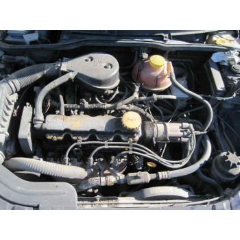 opel corsa b del año 1996