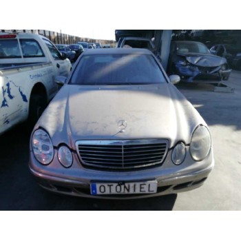 mercedes-benz clase e (w211) berlina del año 2005