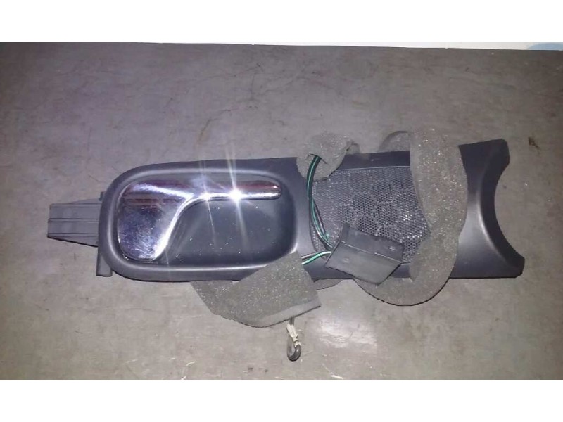Recambio de maneta interior delantera derecha para audi a4 berlina (b5) 1.8 t referencia OEM IAM   