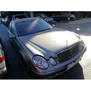 mercedes-benz clase e (w211) berlina del año 2005