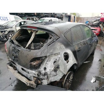 opel astra j lim. del año 2014