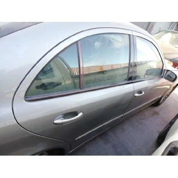 mercedes-benz clase e (w211) berlina del año 2005