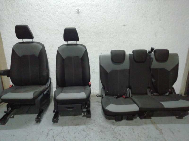 Recambio de juego asientos completo para ford ecosport 1.5 ti-vct cat referencia OEM IAM  ISOFIX NEGRO