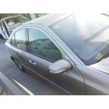 mercedes-benz clase e (w211) berlina del año 2005