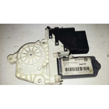 Recambio de motor elevalunas trasero izquierdo para seat leon (1m1) signo referencia OEM IAM 1C0959811A  