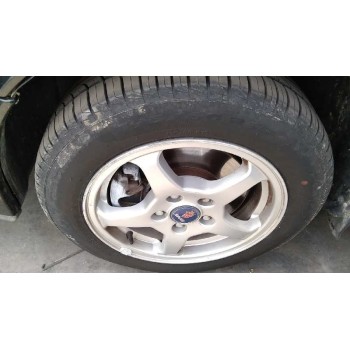 saab 9-3 berlina del año 2001