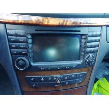 mercedes-benz clase e (w211) berlina del año 2005