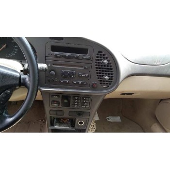 saab 9-3 berlina del año 2001