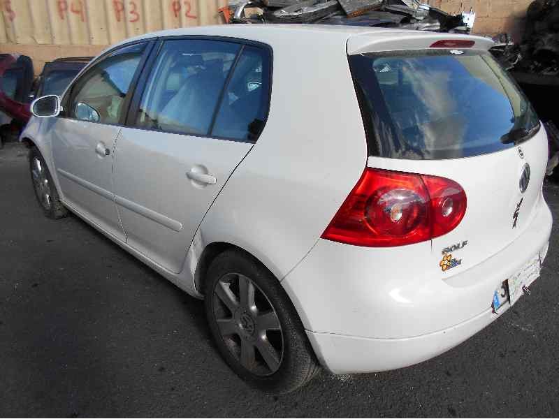 volkswagen golf v berlina (1k1) del año 2004