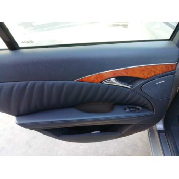 mercedes-benz clase e (w211) berlina del año 2005