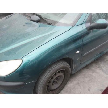 peugeot 206 berlina del año 2001