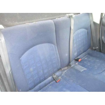 peugeot 206 berlina del año 2002