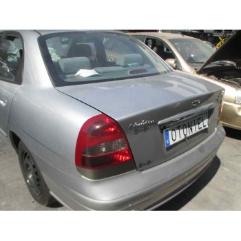 daewoo nubira berlina del año 2000