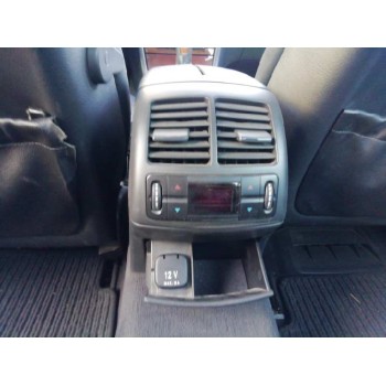 mercedes-benz clase e (w211) berlina del año 2005