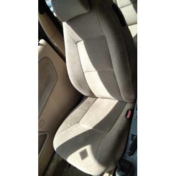 saab 9-3 berlina del año 2001