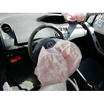 toyota yaris del año 2009