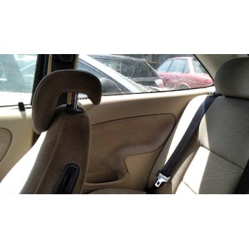 saab 9-3 berlina del año 2001