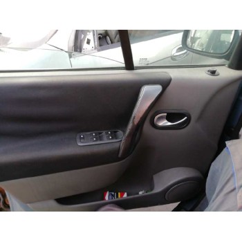 renault scenic ii del año 2005