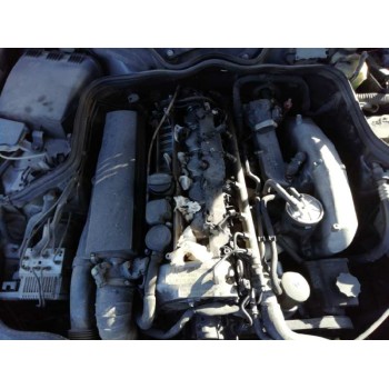 mercedes-benz clase e (w211) berlina del año 2005