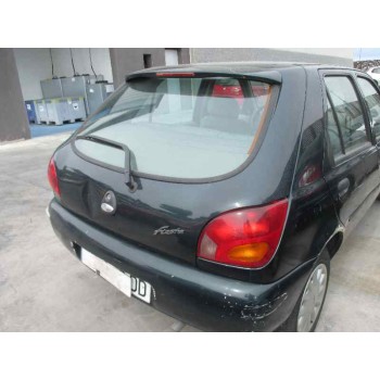 ford fiesta berlina del año 1997