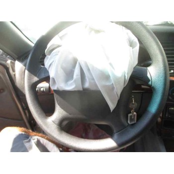 daewoo nubira berlina del año 2000