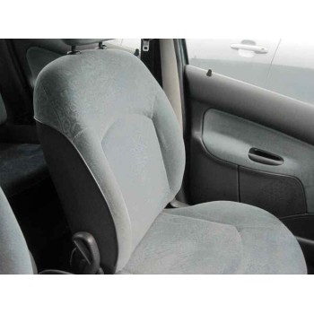 peugeot 206 berlina del año 2001