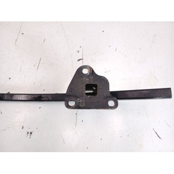 Recambio de travesaño inferior para omoda 5 referencia OEM IAM   