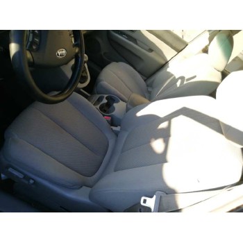 kia carens (un) del año 2007