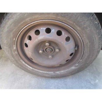 daewoo nubira berlina del año 2000